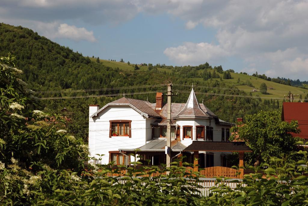 Pensiunea Casa Bianca Bucovina Vama  Bagian luar foto